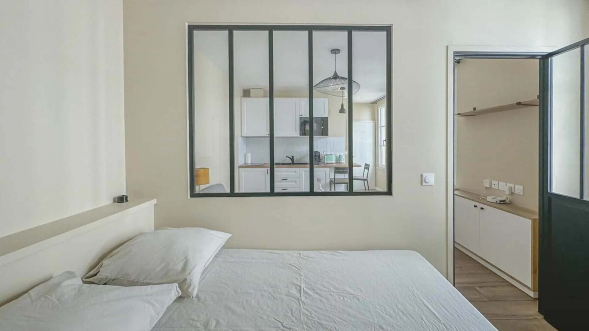 Flexliving - One Bedroom - Estrapade *