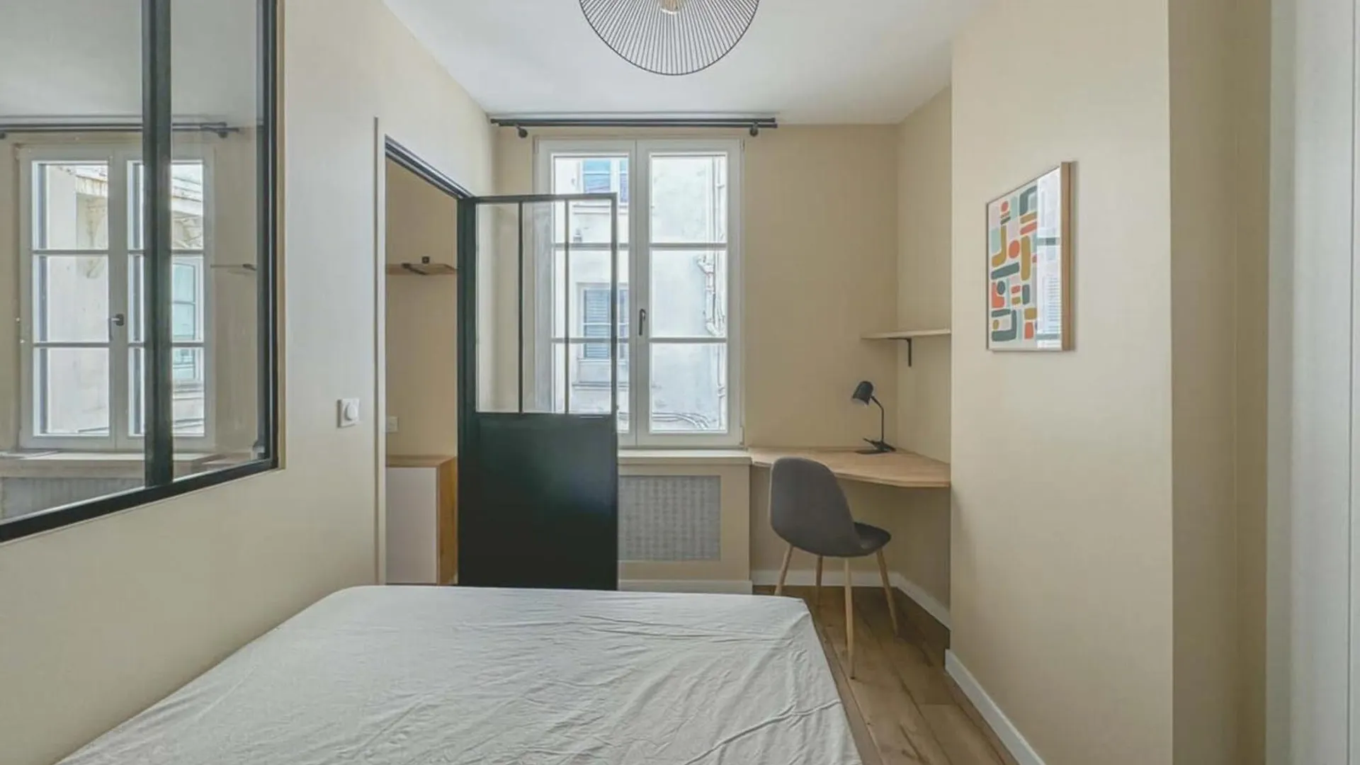 Flexliving - One Bedroom - Estrapade Apartment *